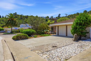 056_F8_965 Helen Dr