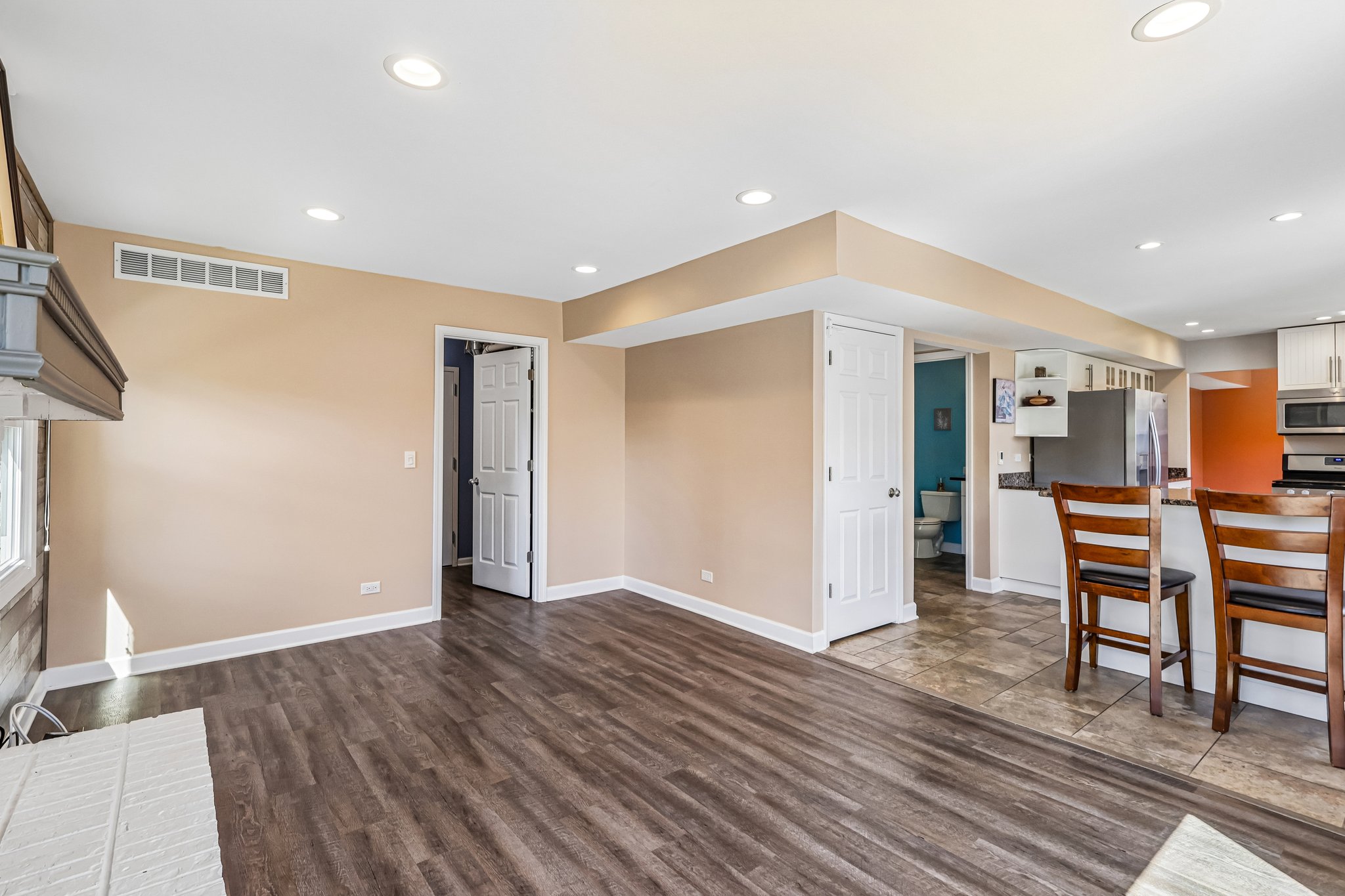 S Chippendale Dr-S1405-009.jpg