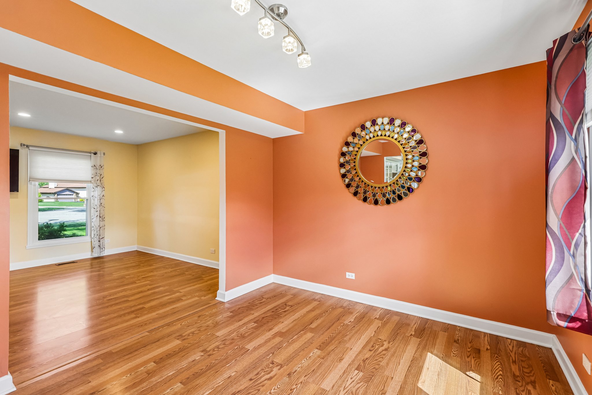 S Chippendale Dr-S1405-012.jpg