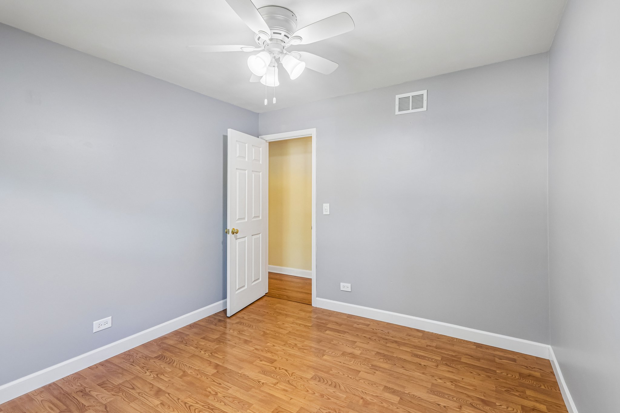 S Chippendale Dr-S1405-018.jpg
