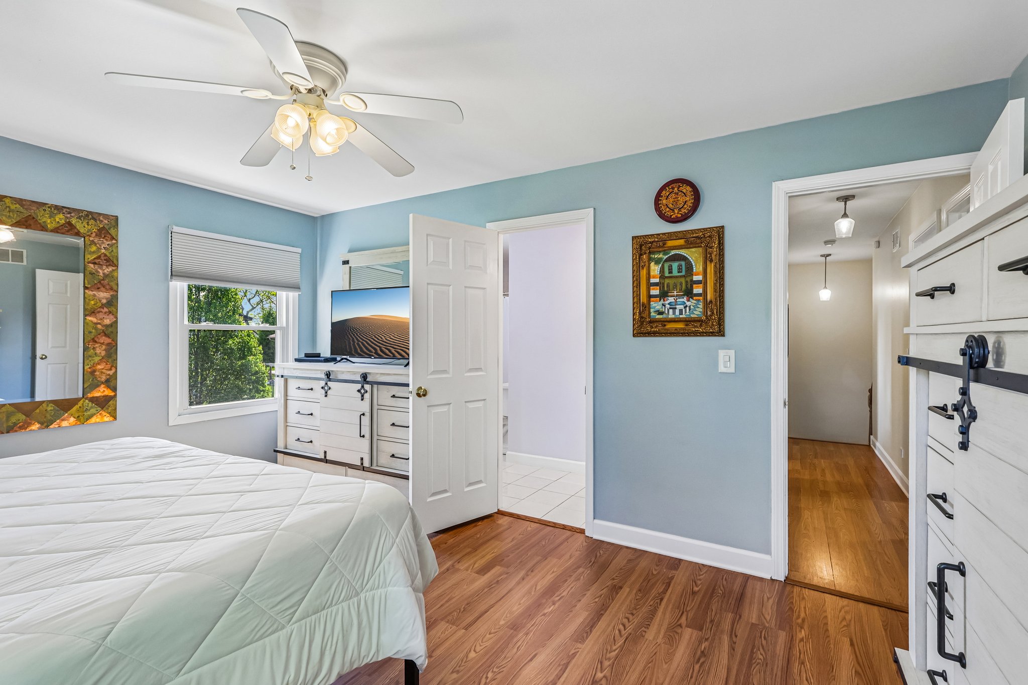 S Chippendale Dr-S1405-025.jpg