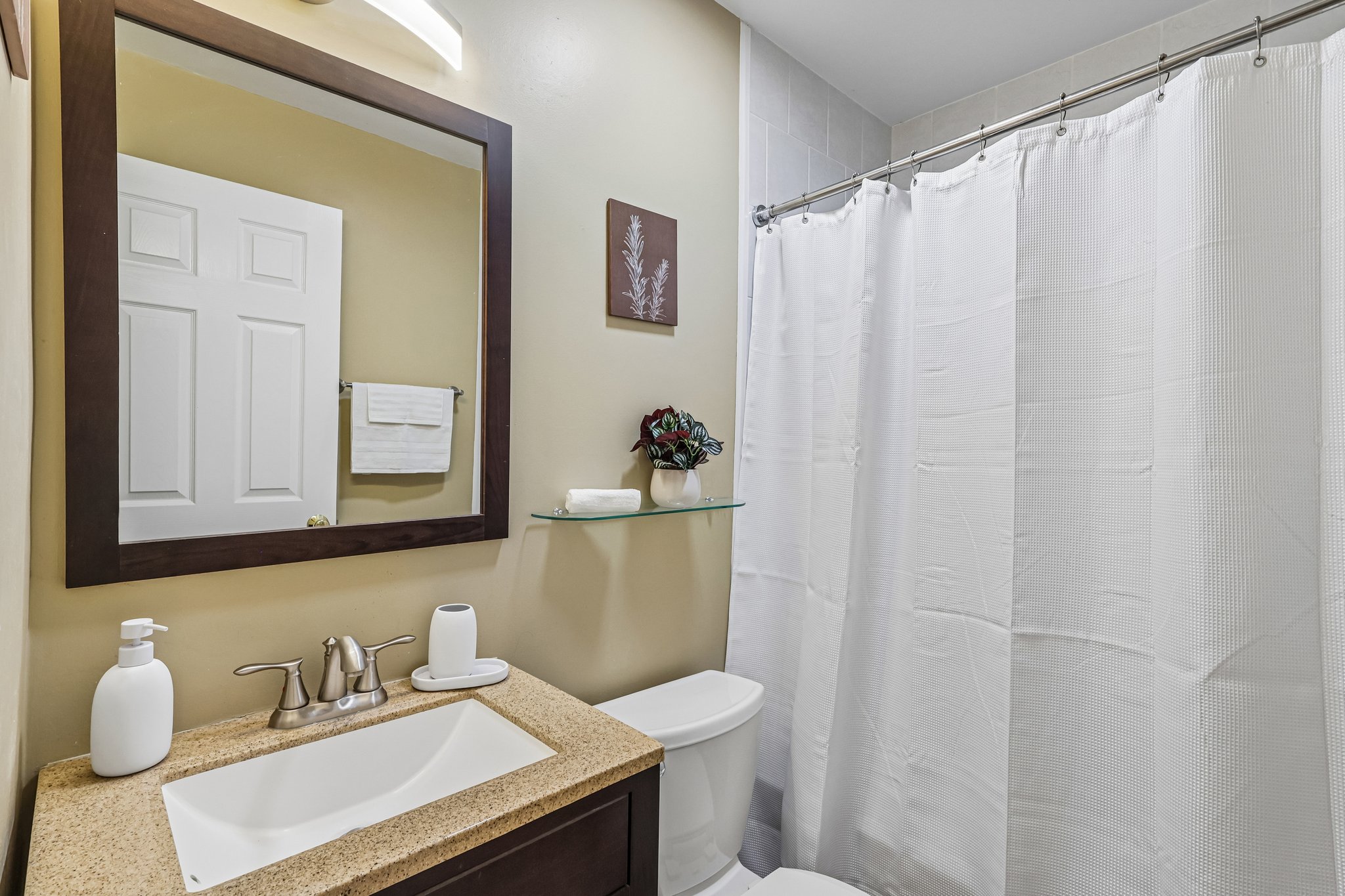 S Chippendale Dr-S1405-028.jpg
