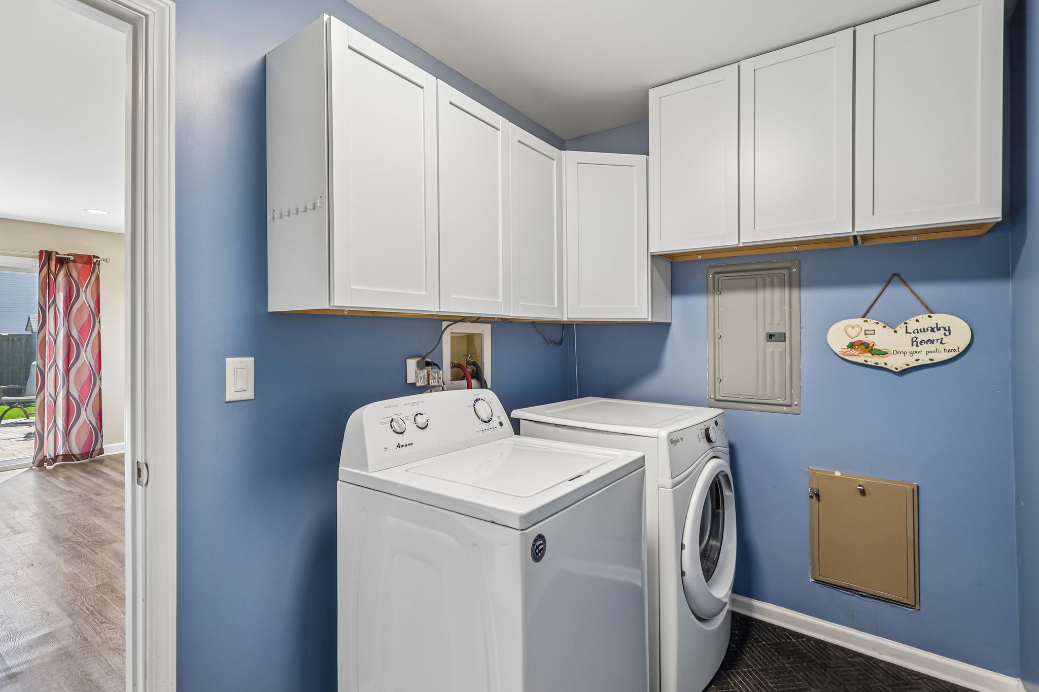 S Chippendale Dr-S1405-032.jpg