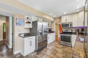 S Chippendale Dr-S1405-015.jpg