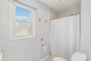 S Chippendale Dr-S1405-027.jpg