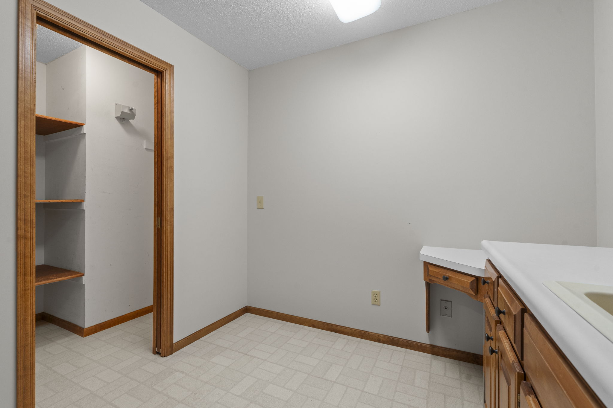  Photo 49