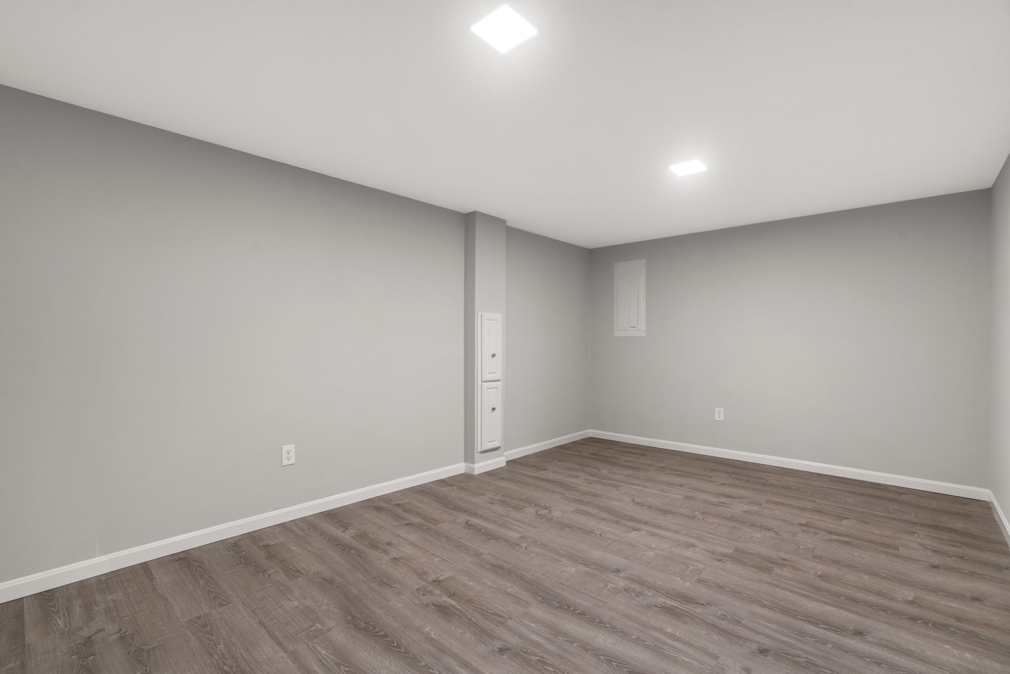 30. Family room.jpg