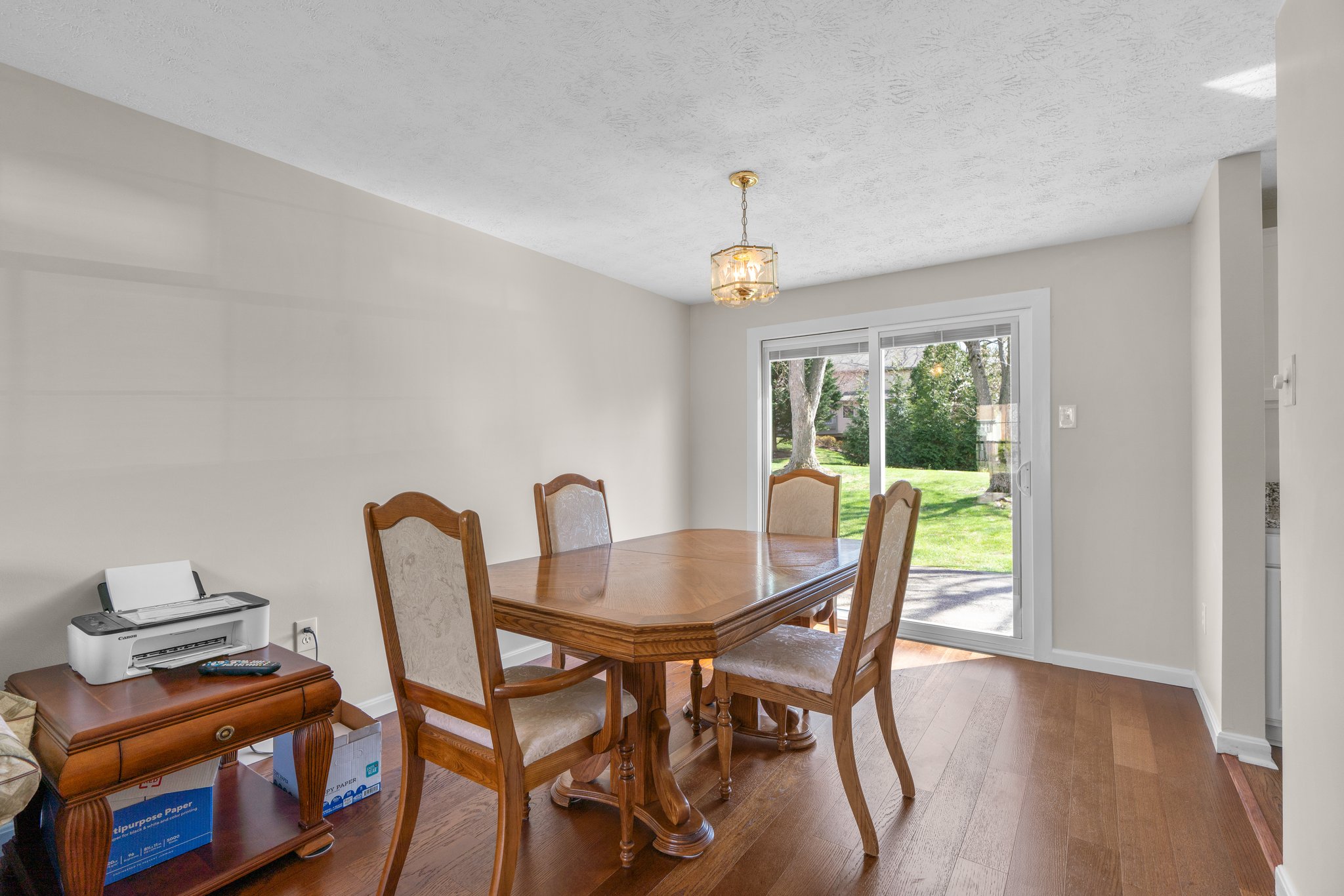 10. Dining room.jpg