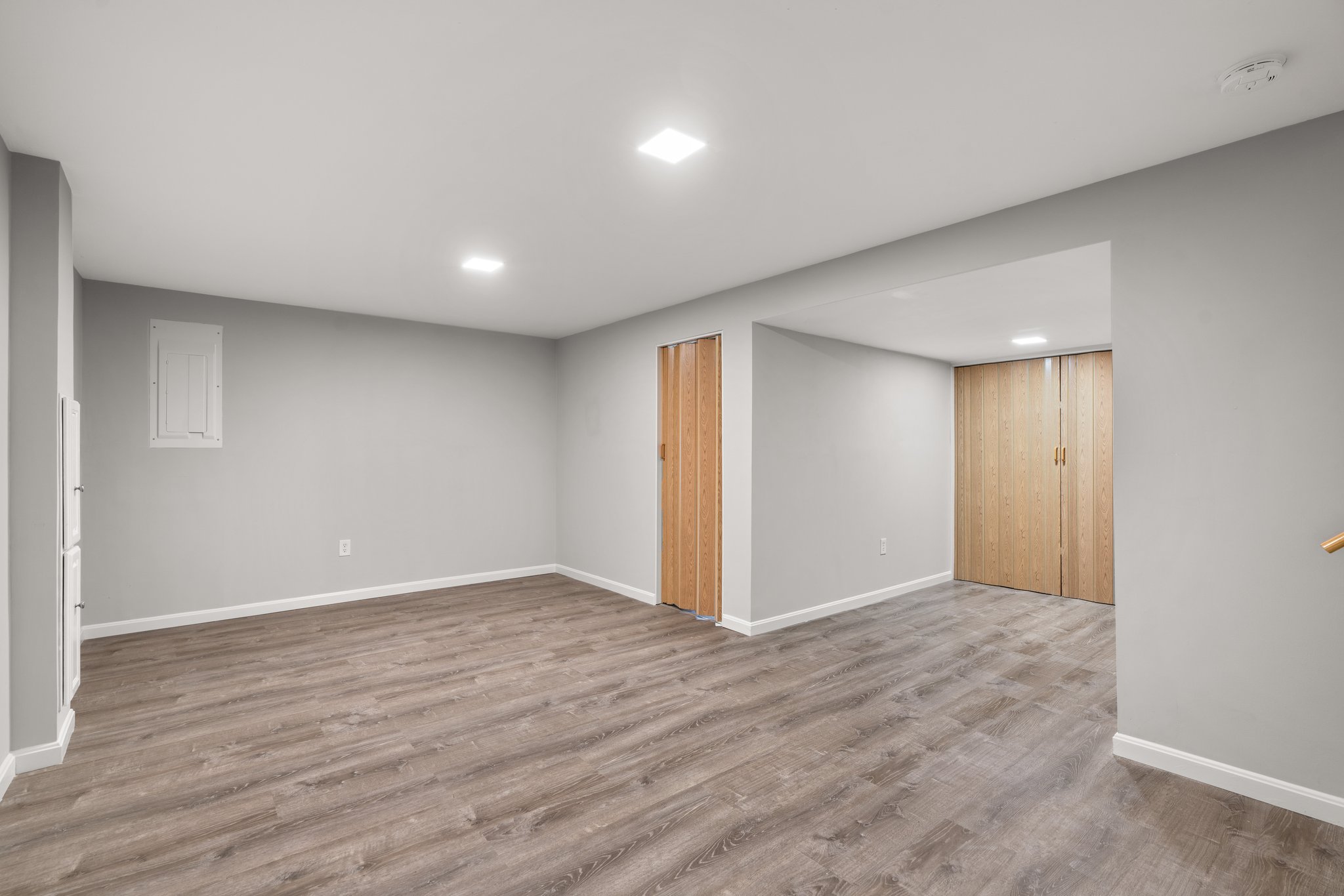 29. Family room.jpg