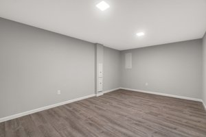 30. Family room.jpg