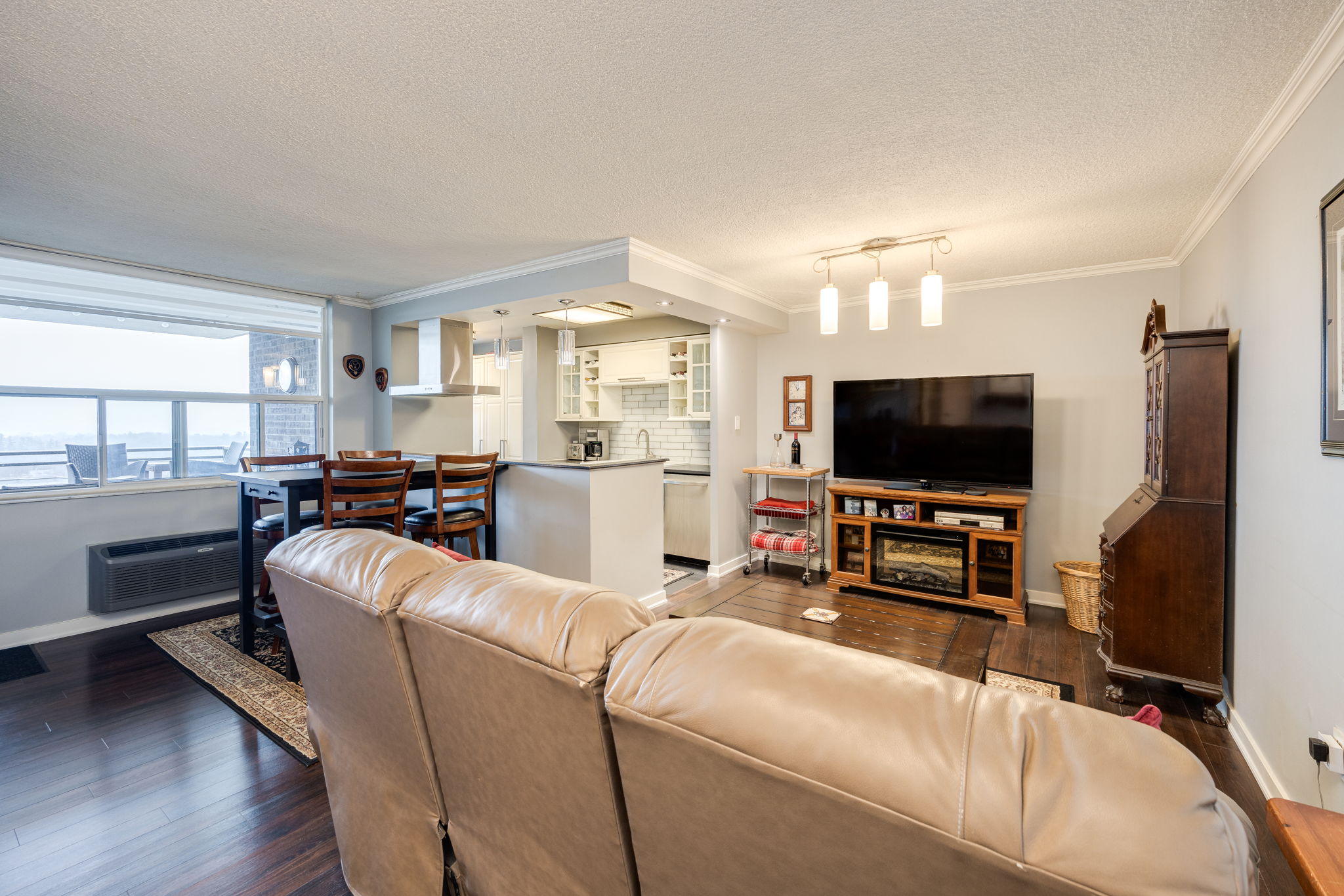 Mississauga property showcase — delivered property photograph 5