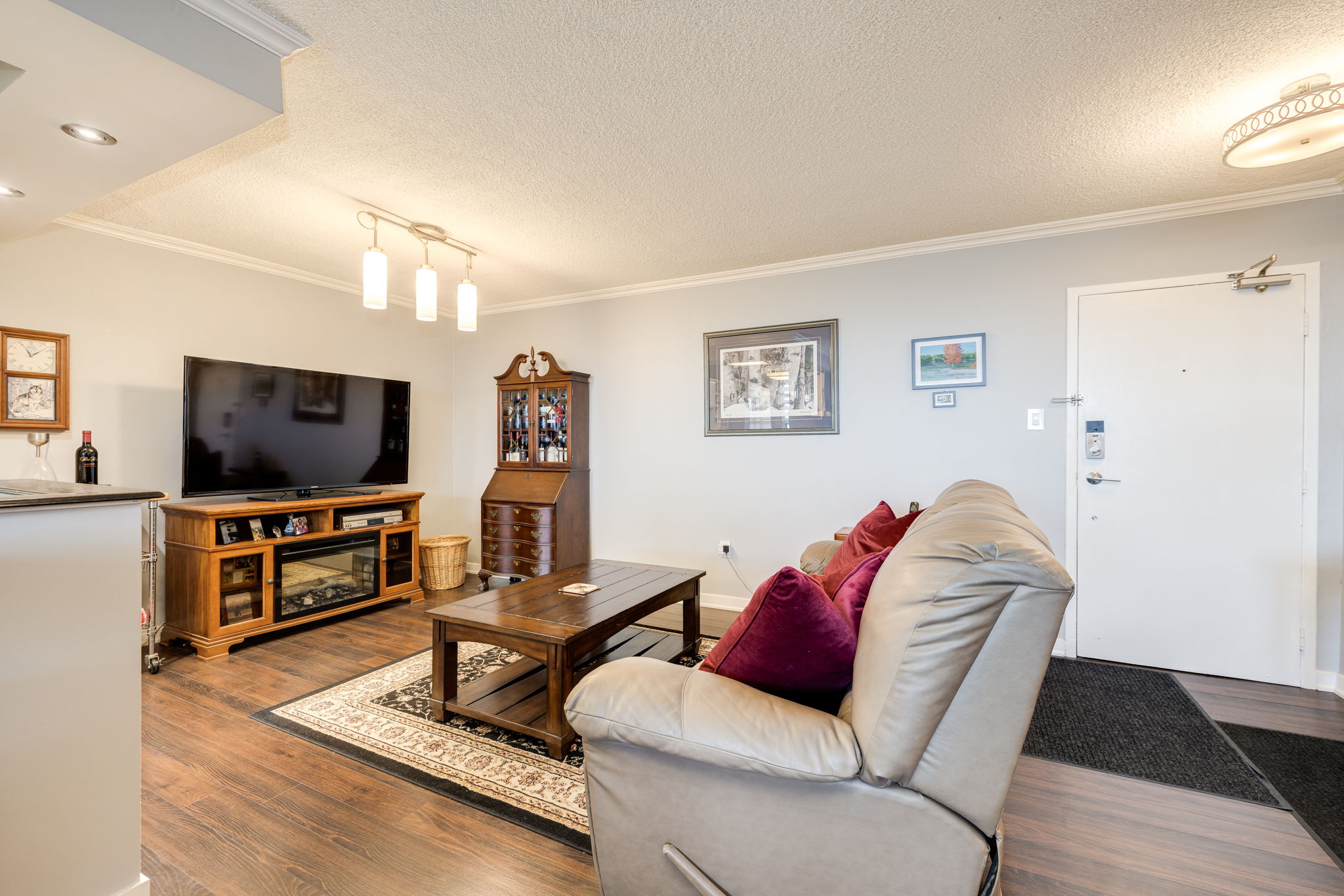 Mississauga property showcase — delivered property photograph 7