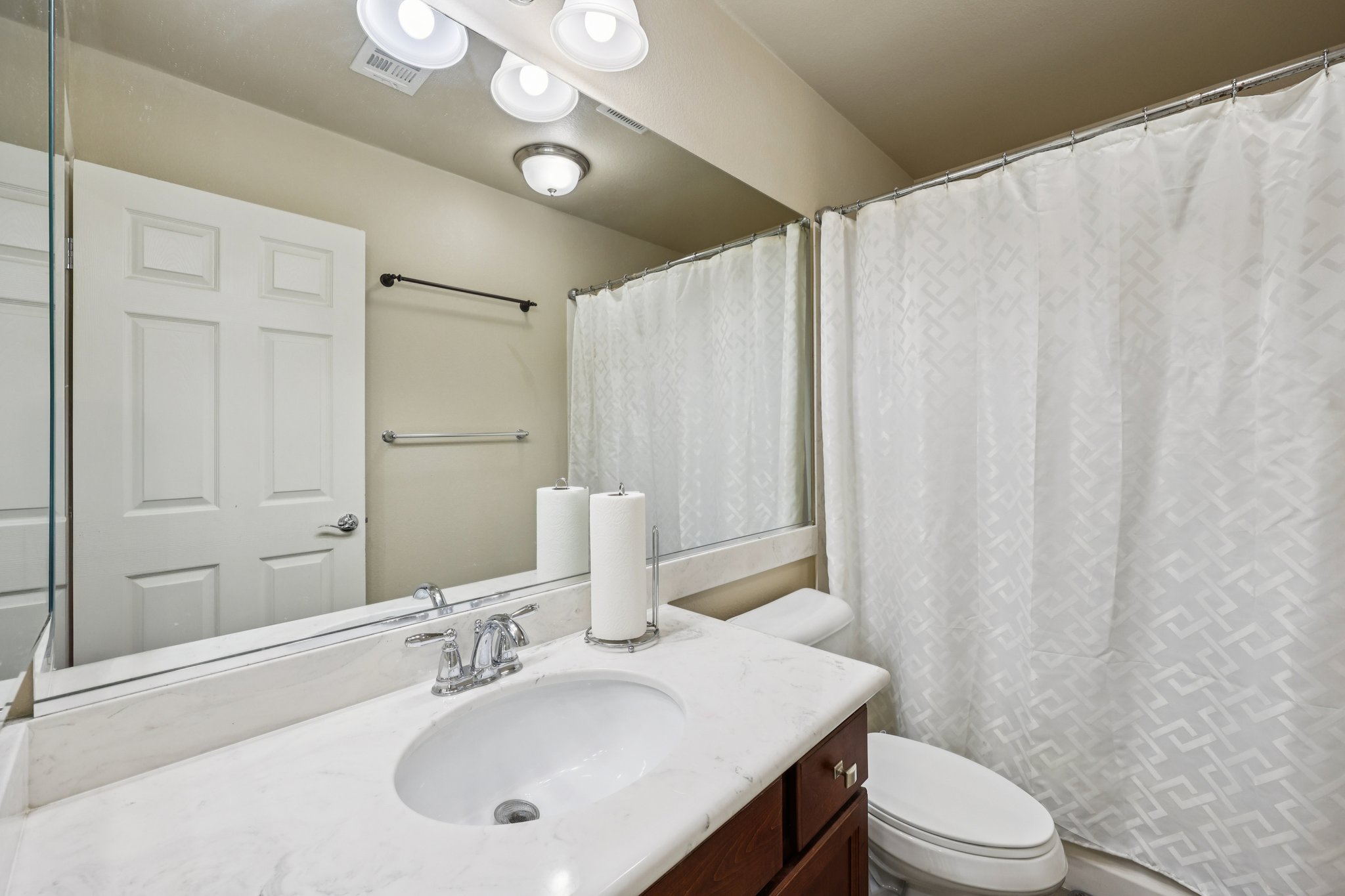 Monarch Grove St-S1501-030.jpg