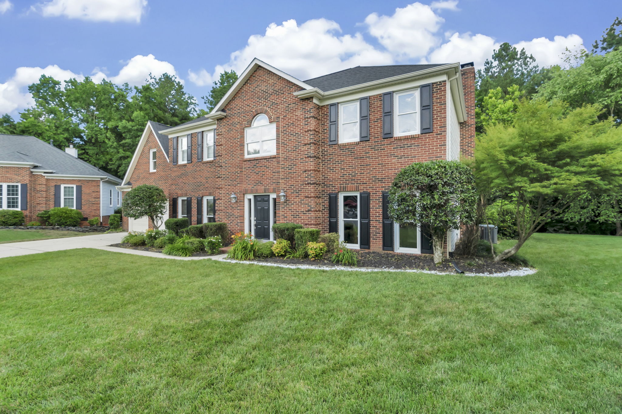  9663 Thorn Blade Drive, Charlotte, NC 28270, US Photo 2
