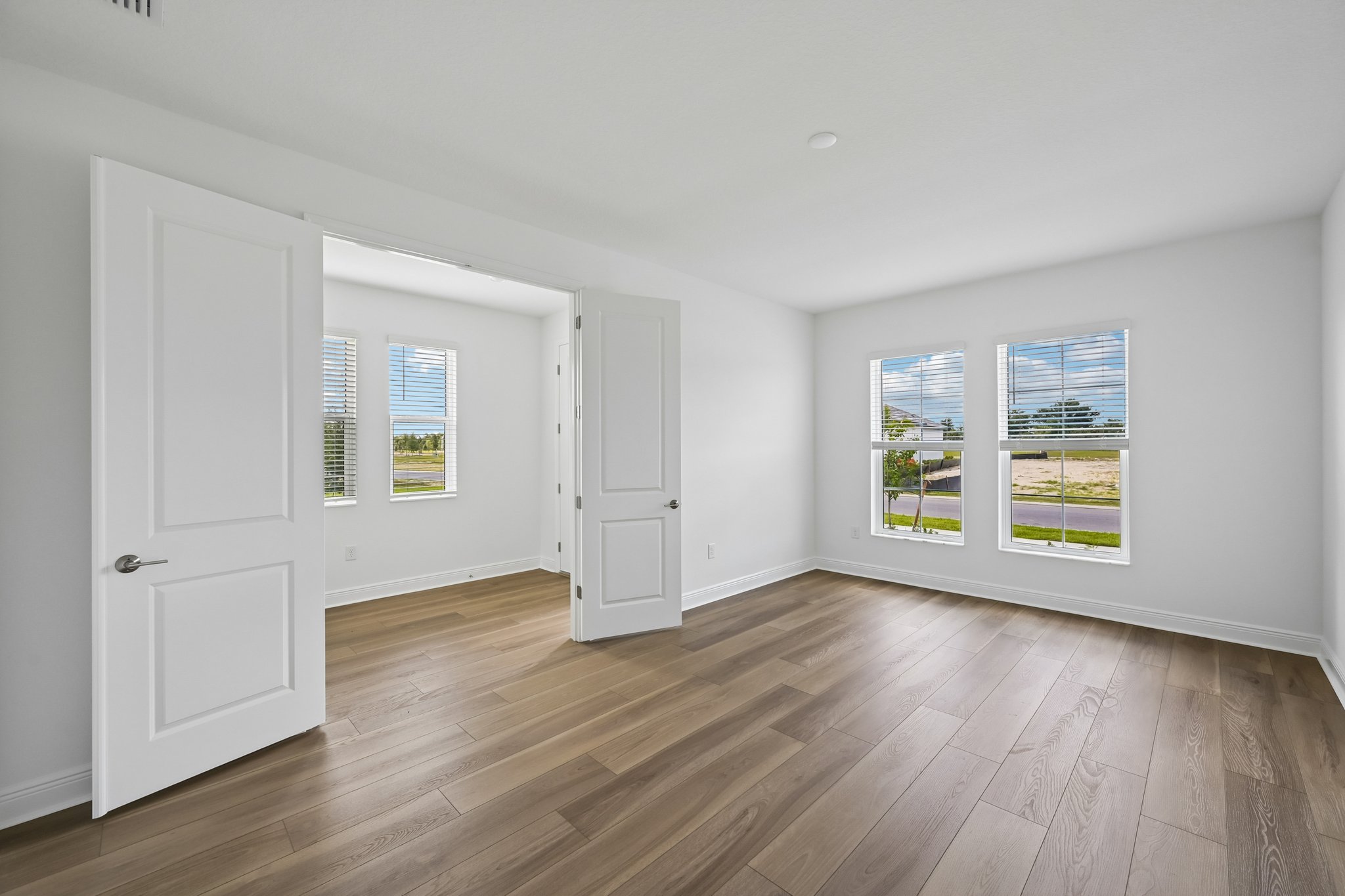 Crystal Isles Cir-S0905-016.jpg