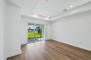 Crystal Isles Cir-S0905-008.jpg