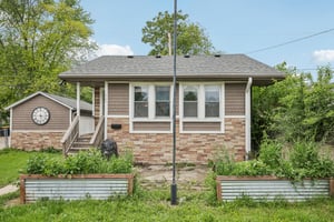 S 60th St-1706-001.jpg