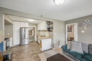 S 60th St-1706-013.jpg