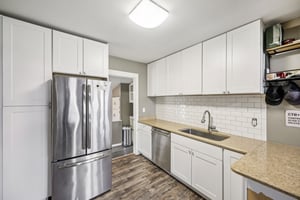 S 60th St-1706-014.jpg