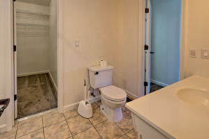  Photo 34