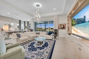 Living View 2