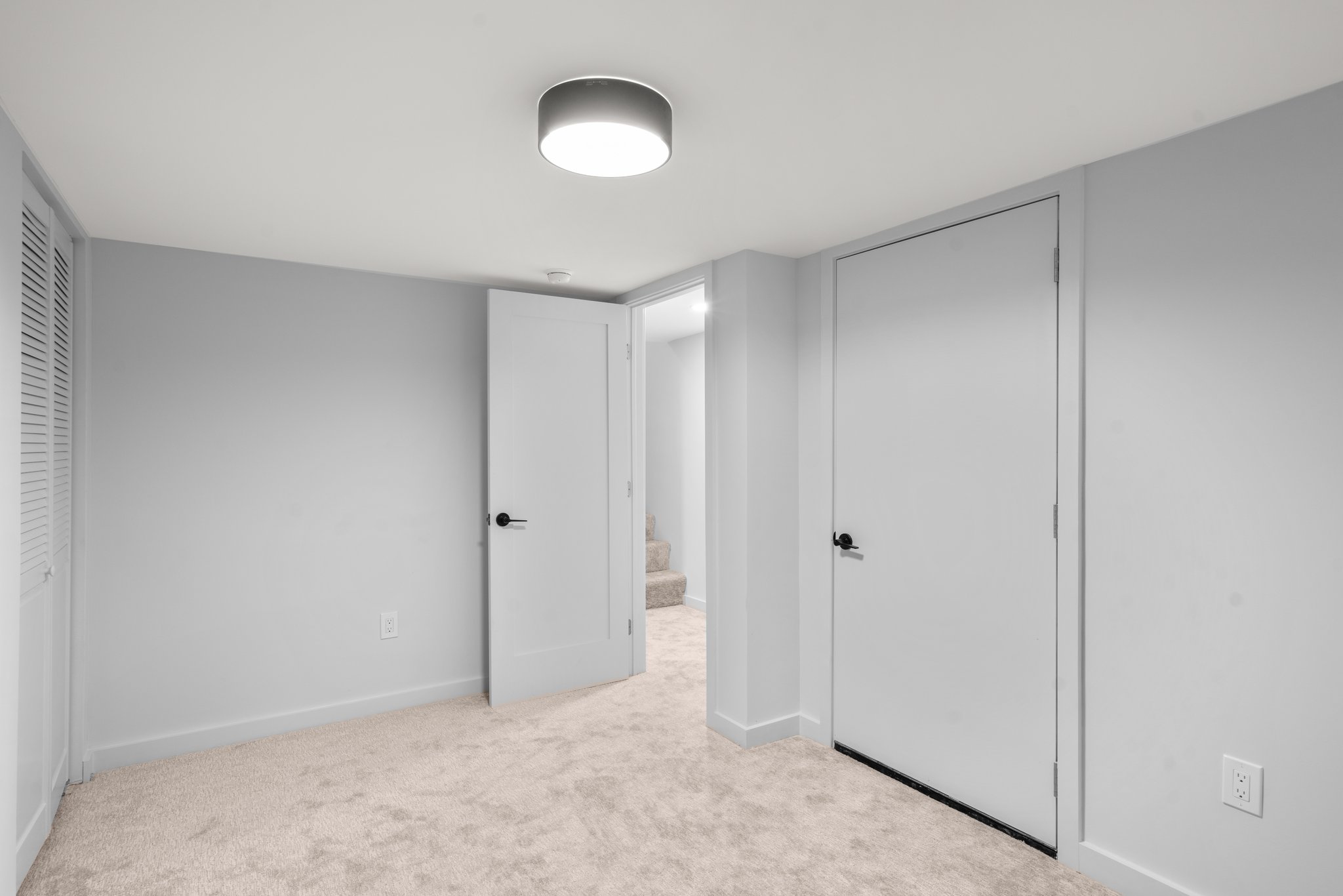 36. Lower bedroom.jpg