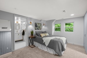 25. Upper bedroom.jpg