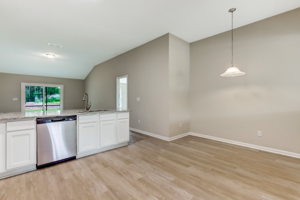 Kitchen / Breakfast Area