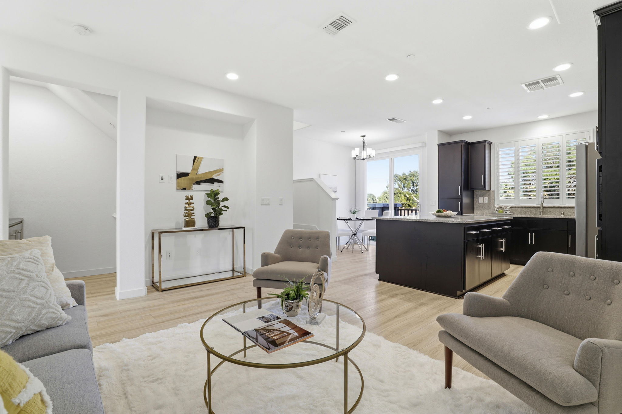 013_F8_968 Almaden Ln