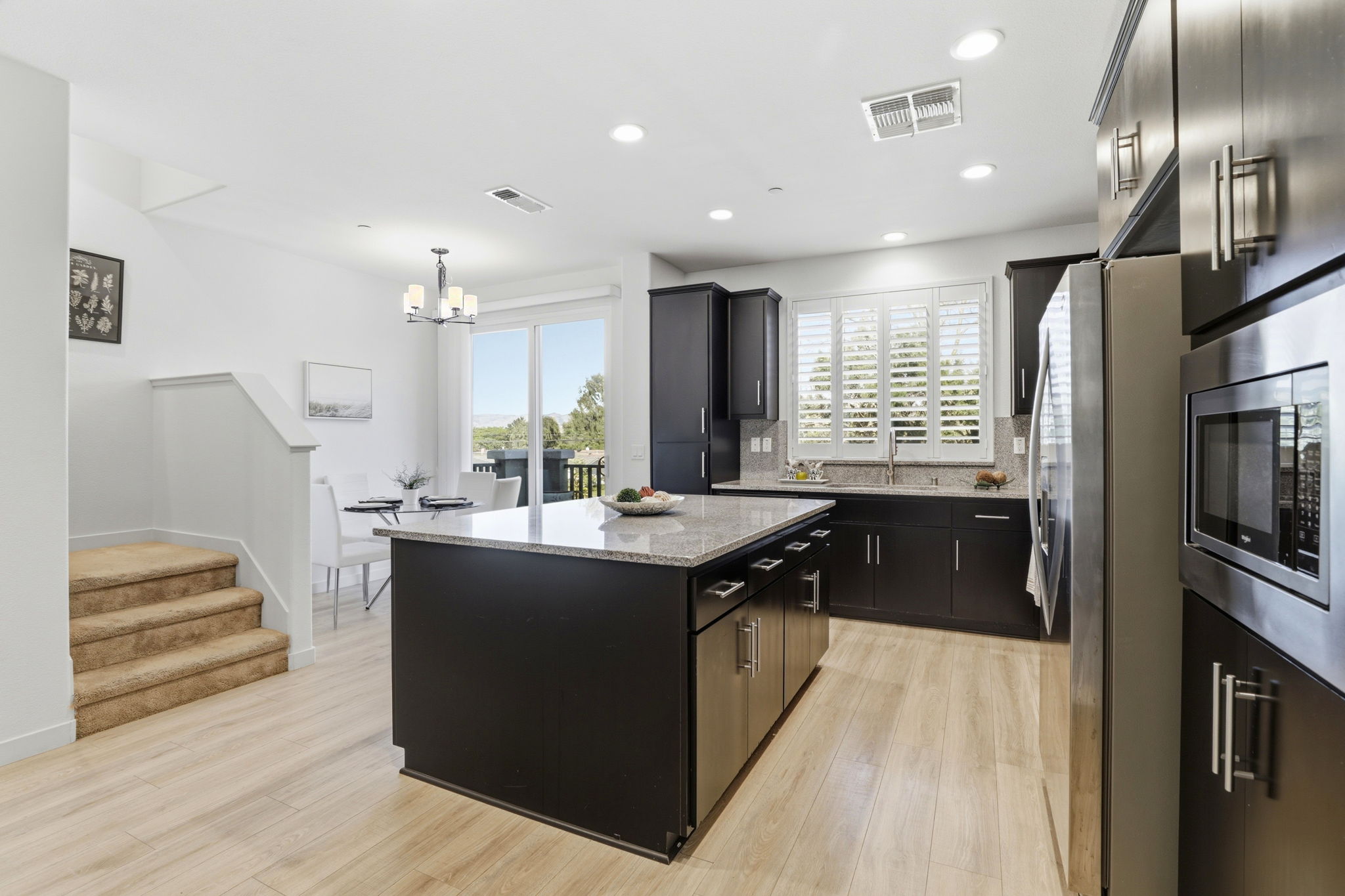 015_F8_968 Almaden Ln