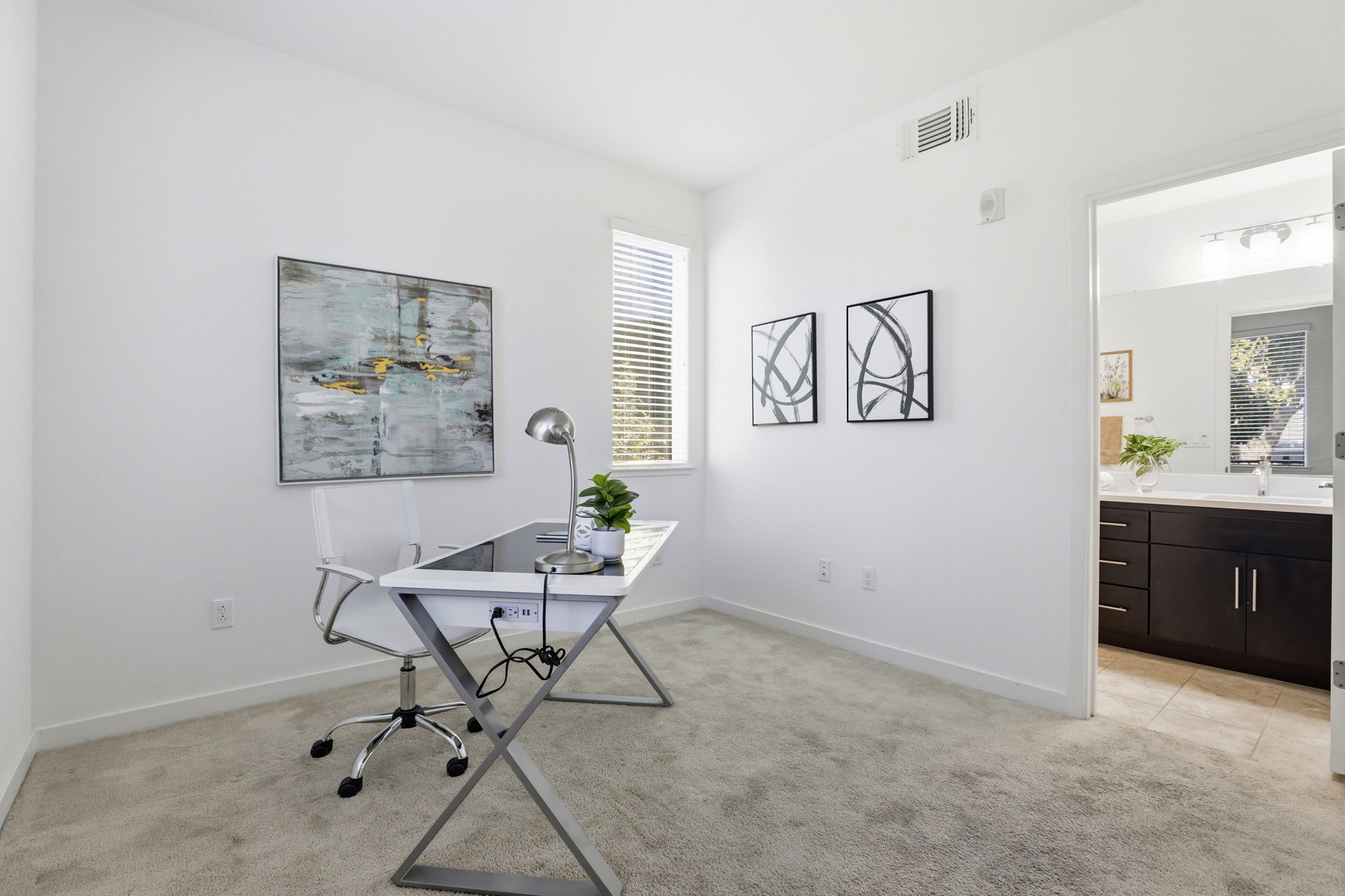 021_F8_968 Almaden Ln