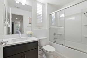 028_F8_968 Almaden Ln
