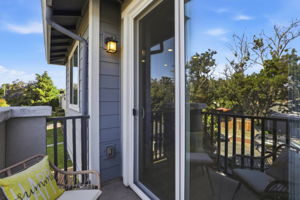 032_F8_968 Almaden Ln
