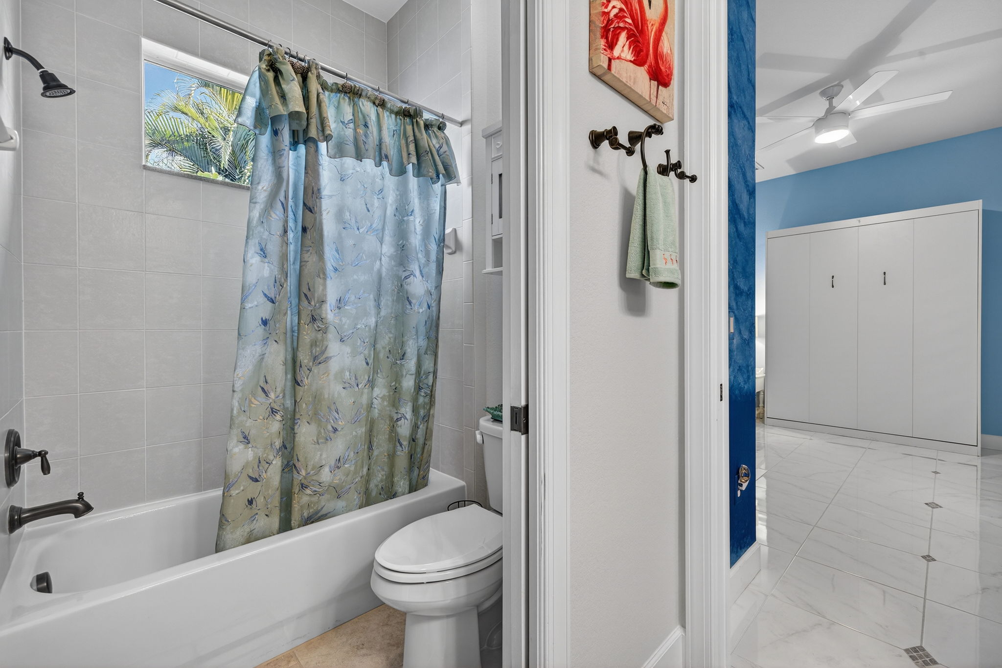 Guest Bathroom 2- 2 of 2