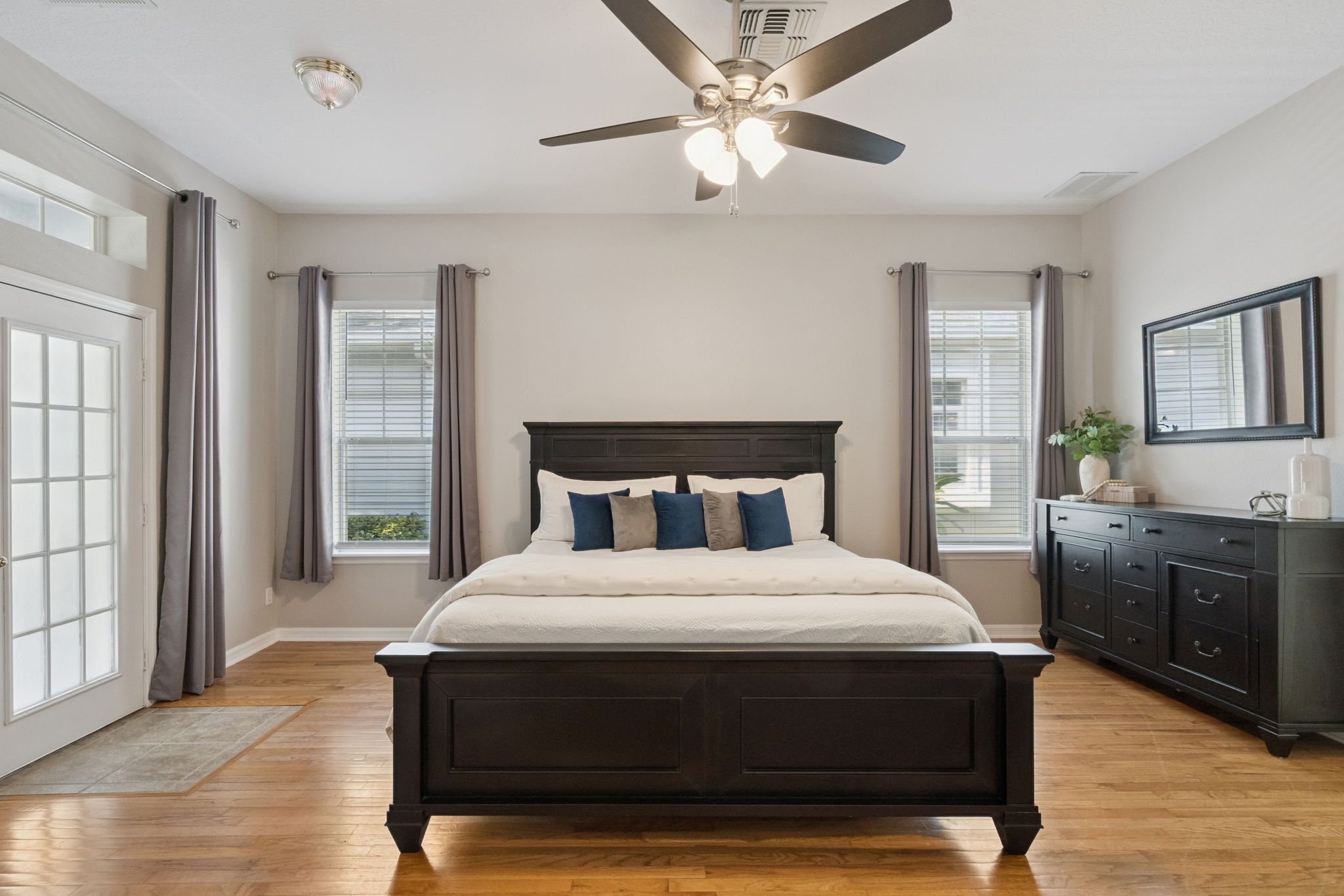  Photo 30