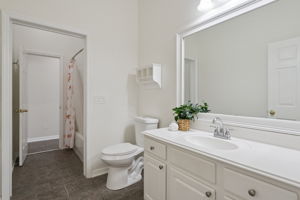  Photo 44