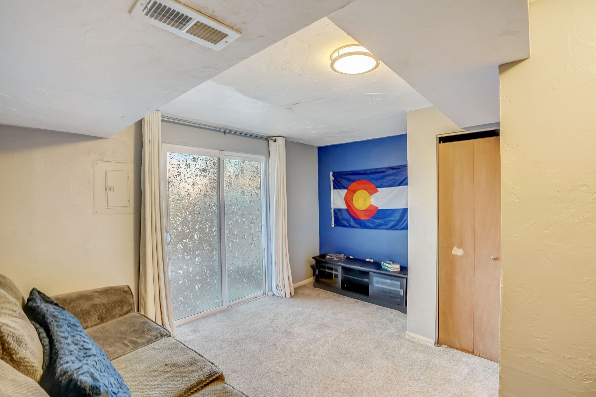 W Chatfield Ln-019