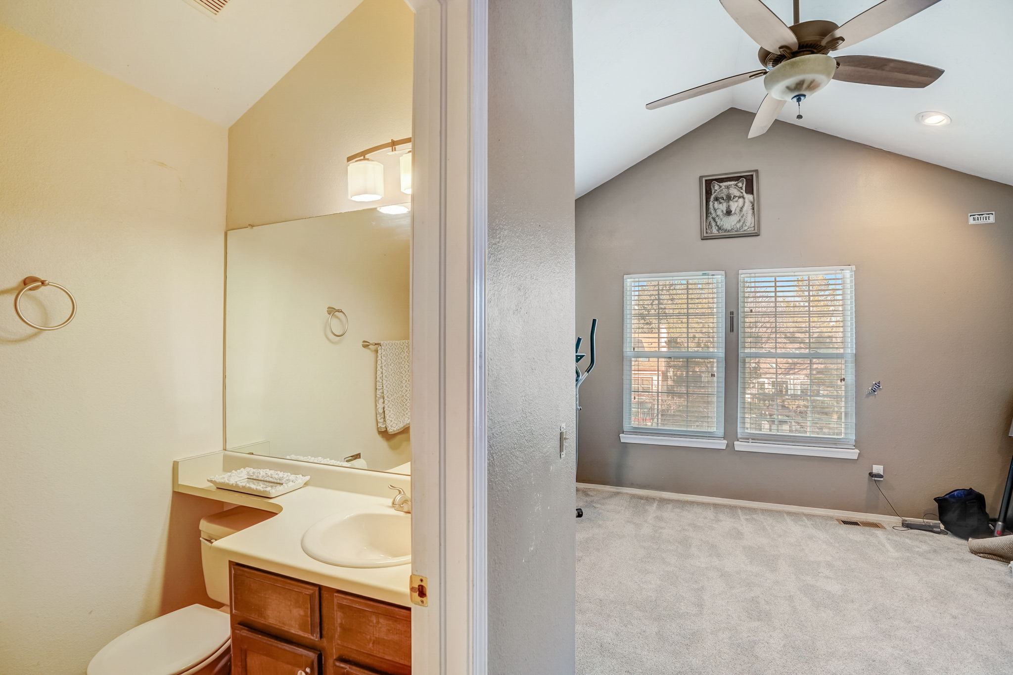 W Chatfield Ln-026