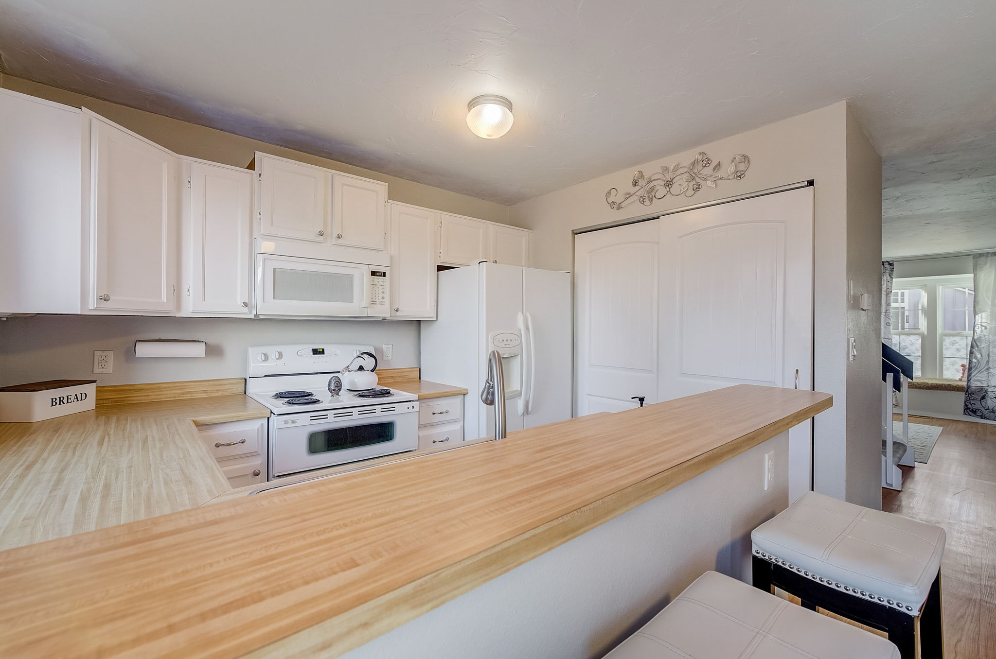 W Chatfield Ln-046