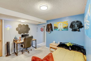 W Chatfield Ln-025
