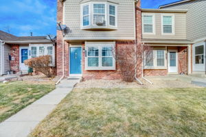 W Chatfield Ln-005