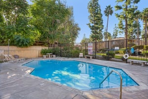 S Mountain Ave-0310-903.jpg