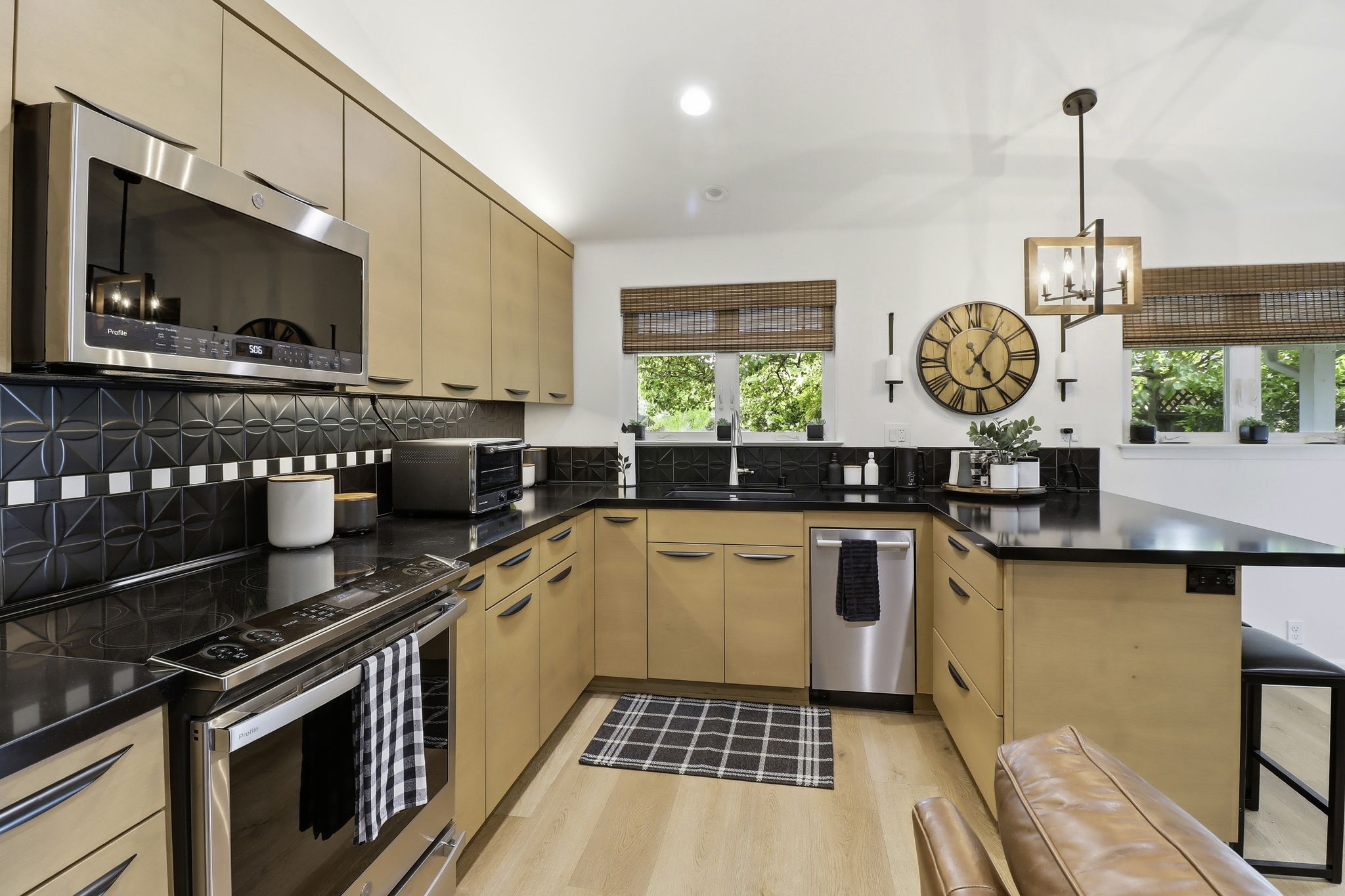 019_F8_969 Twin Brook Ct