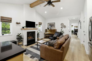 015_F8_969 Twin Brook Ct