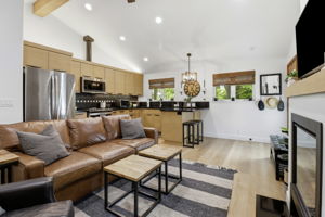 016_F8_969 Twin Brook Ct