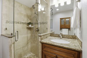 047_F8_969 Twin Brook Ct