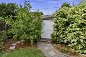 059_F8_969 Twin Brook Ct