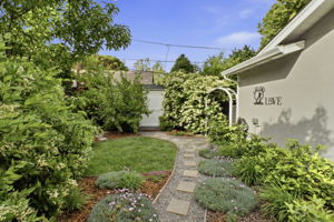 061_F8_969 Twin Brook Ct