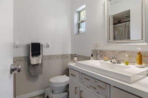  Photo 23