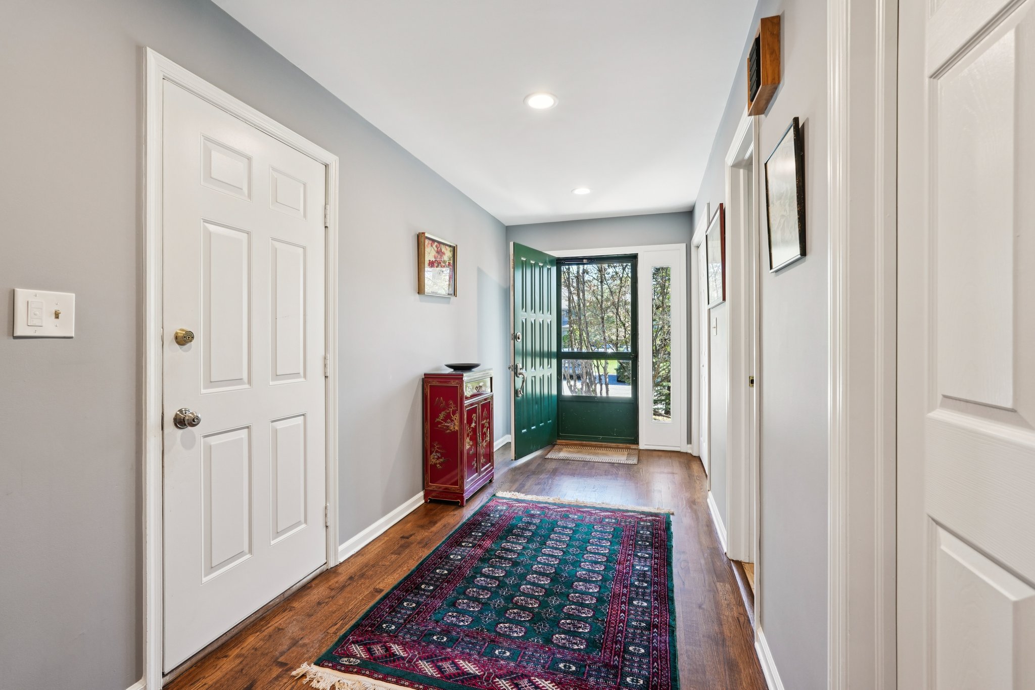 Frost Ln-S1710-008.jpg